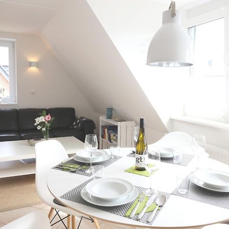 Geschmackvoll eingerichtete Ferienwohnung für 2 Personen, verspricht Entspannung pur. Westerland Exterior foto
